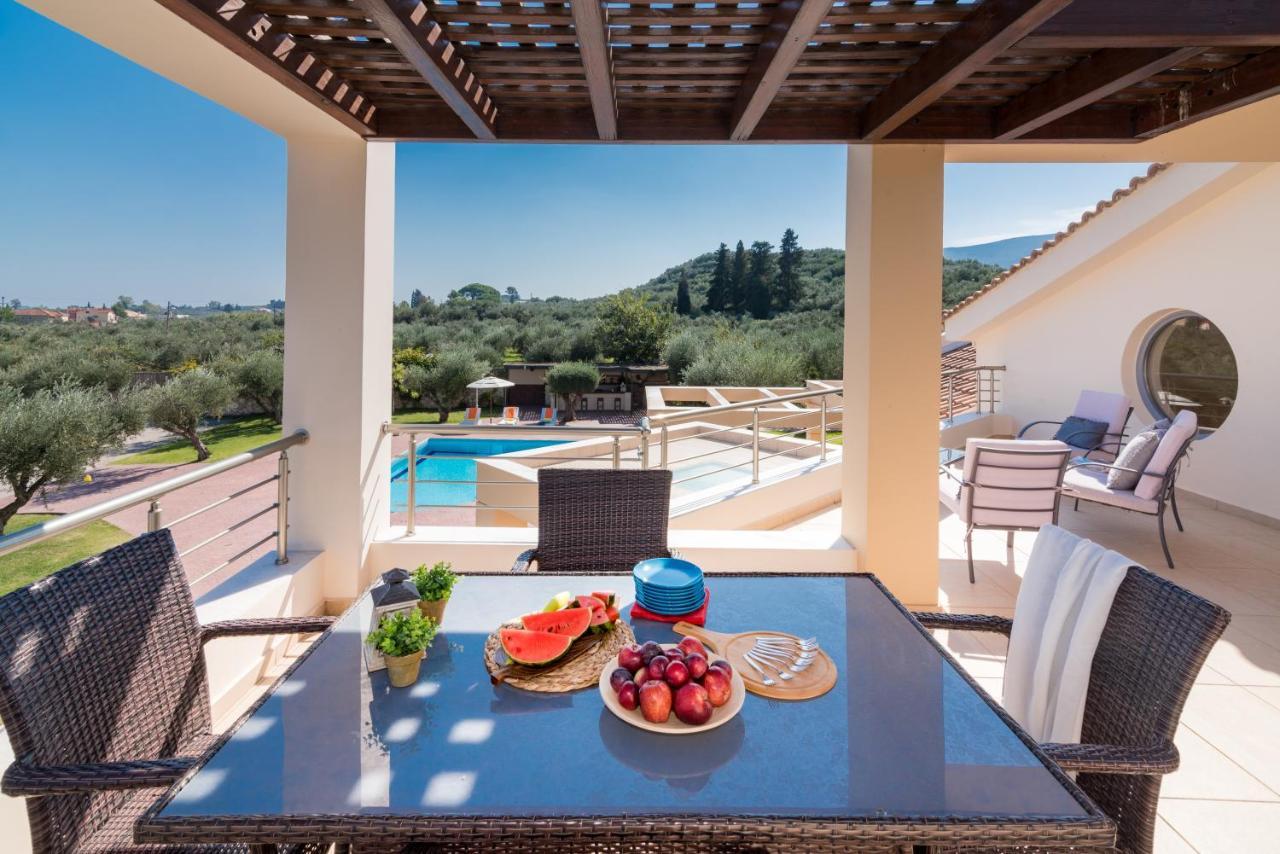 Astarte Villas - Istar Villa With Tennis Court Makhairádhon Buitenkant foto