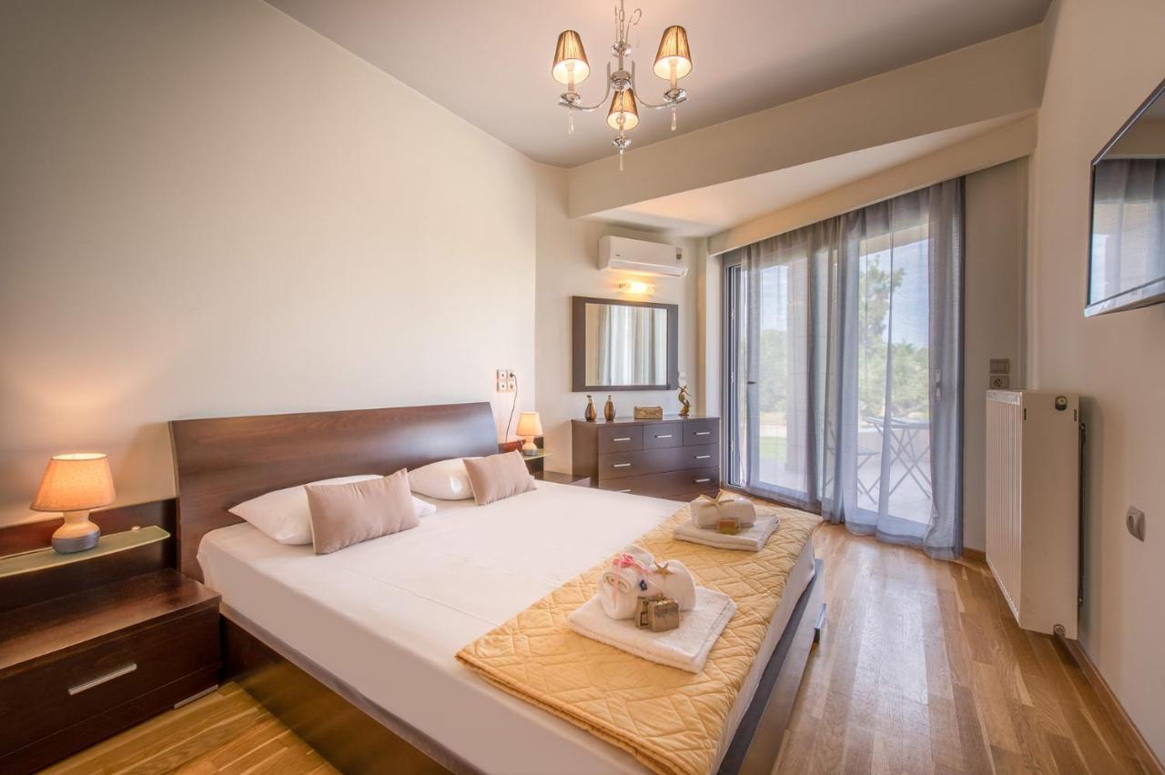 Astarte Villas - Istar Villa With Tennis Court Makhairádhon Buitenkant foto