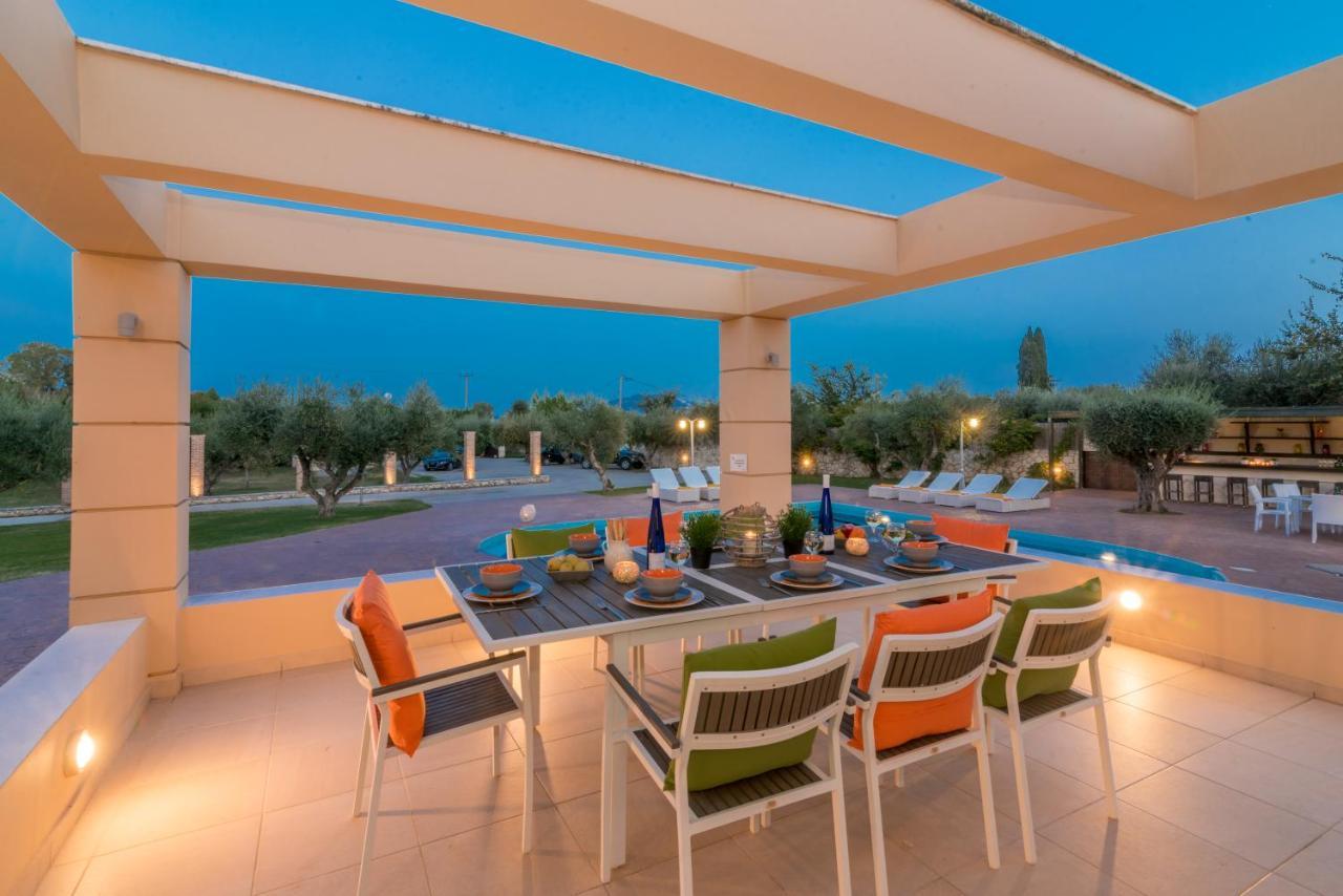 Astarte Villas - Istar Villa With Tennis Court Makhairádhon Buitenkant foto