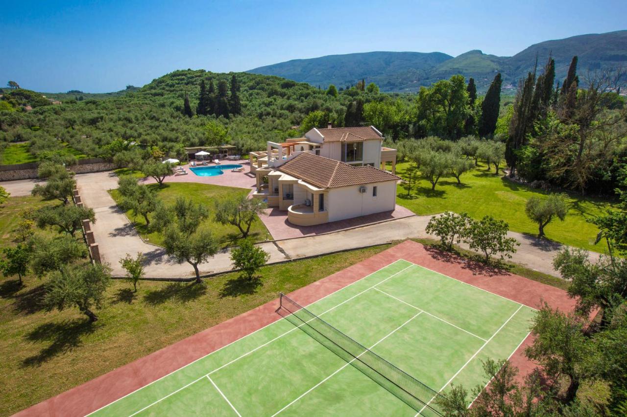 Astarte Villas - Istar Villa With Tennis Court Makhairádhon Buitenkant foto